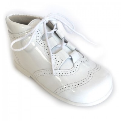 185-E Nens White Patent Lace up Brogue Boot